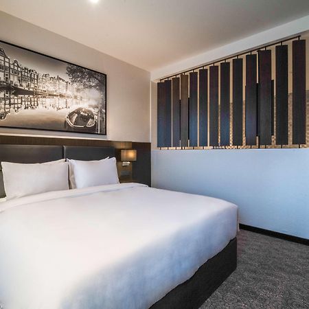 Radisson Hotel And Suites Amsterdam South Extérieur photo