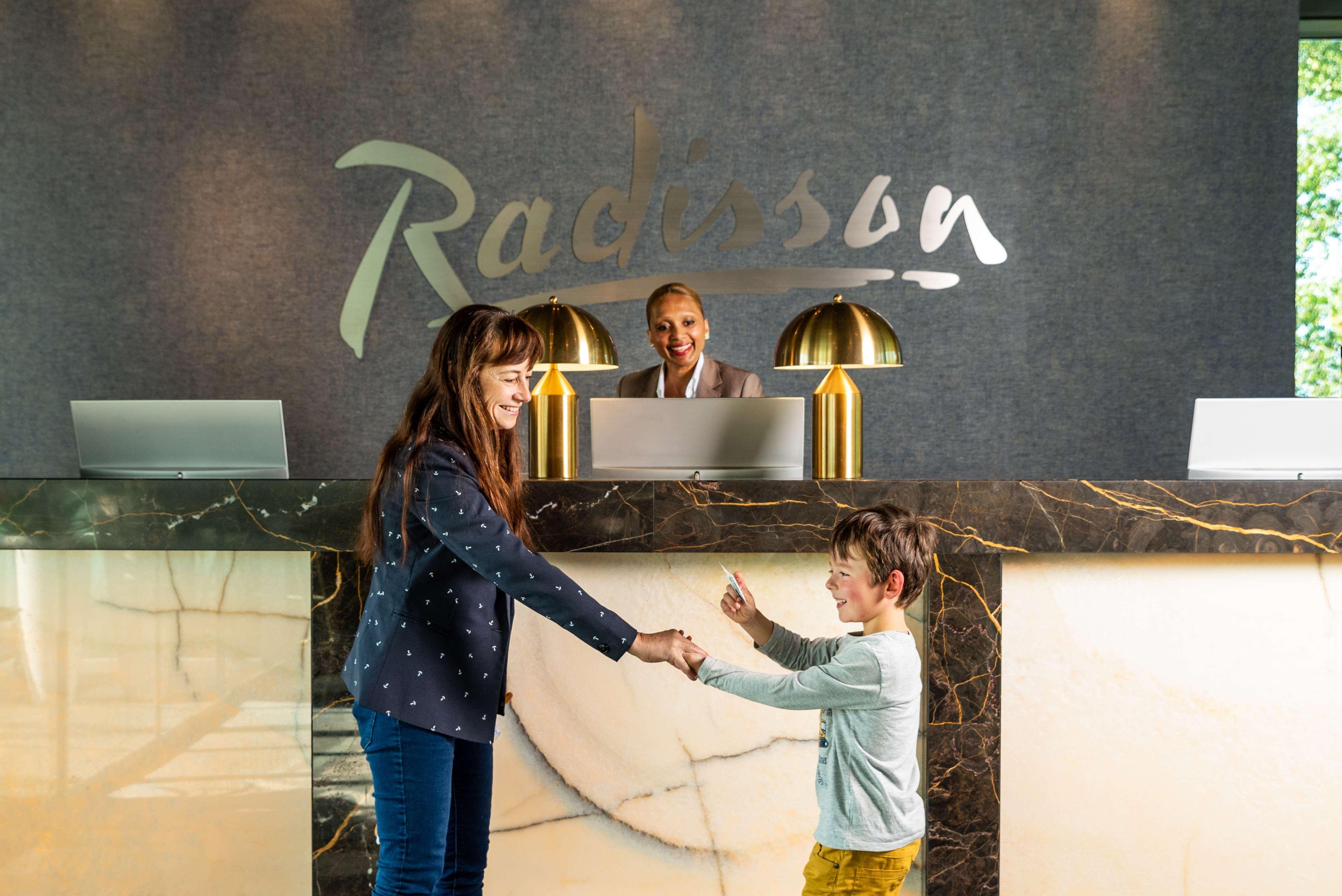 Radisson Hotel And Suites Amsterdam South Extérieur photo