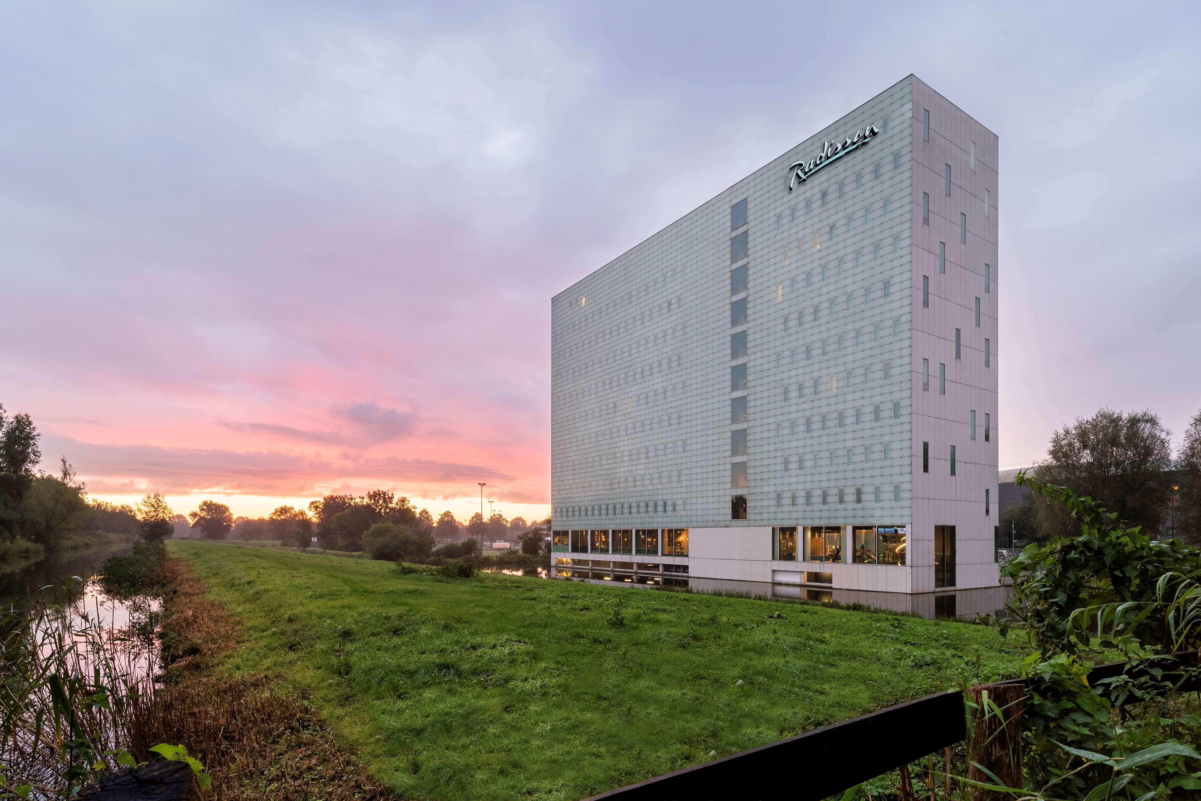 Radisson Hotel And Suites Amsterdam South Extérieur photo